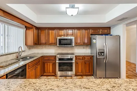 6323 Oak Square E Lakeland FL 33813