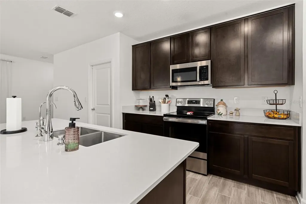 1066 Berry Lane Davenport FL 33837