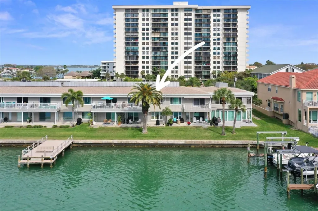 400 Larboard Way Clearwater Beach FL 33767