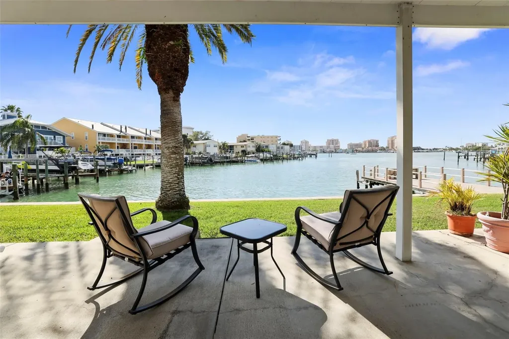 400 Larboard Way Clearwater Beach FL 33767