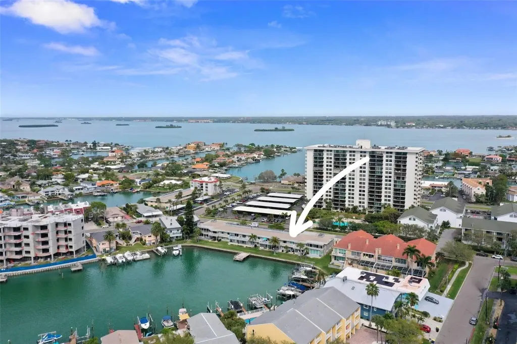400 Larboard Way Clearwater Beach FL 33767
