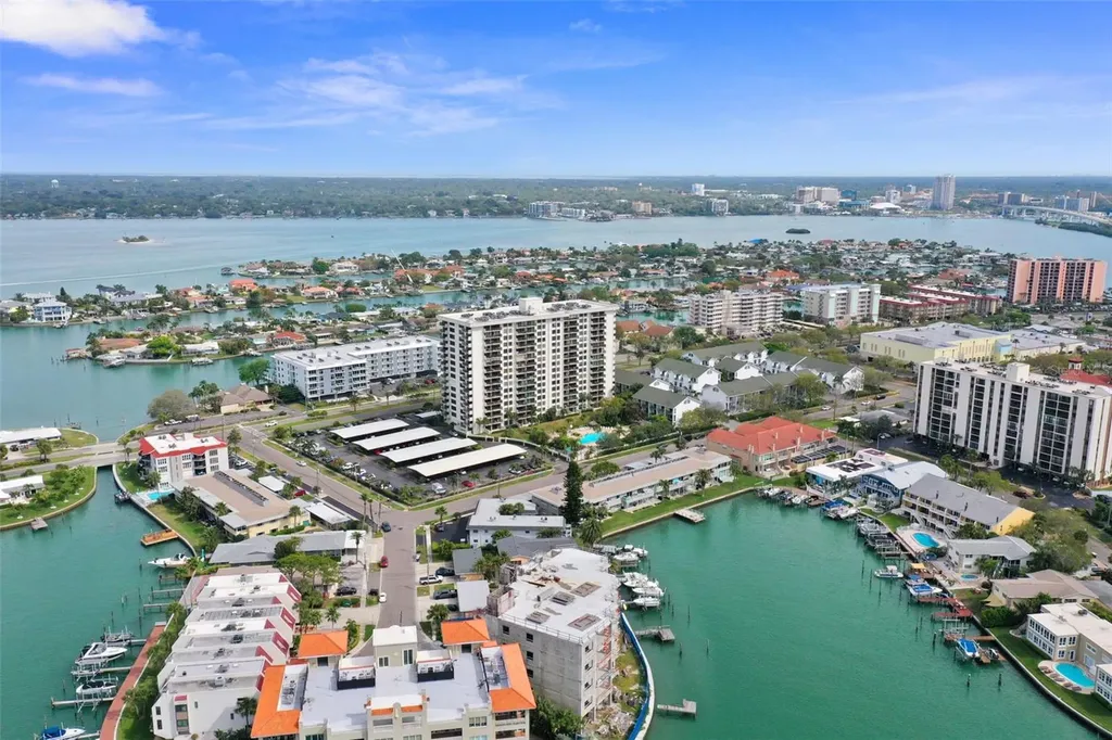 400 Larboard Way Clearwater Beach FL 33767