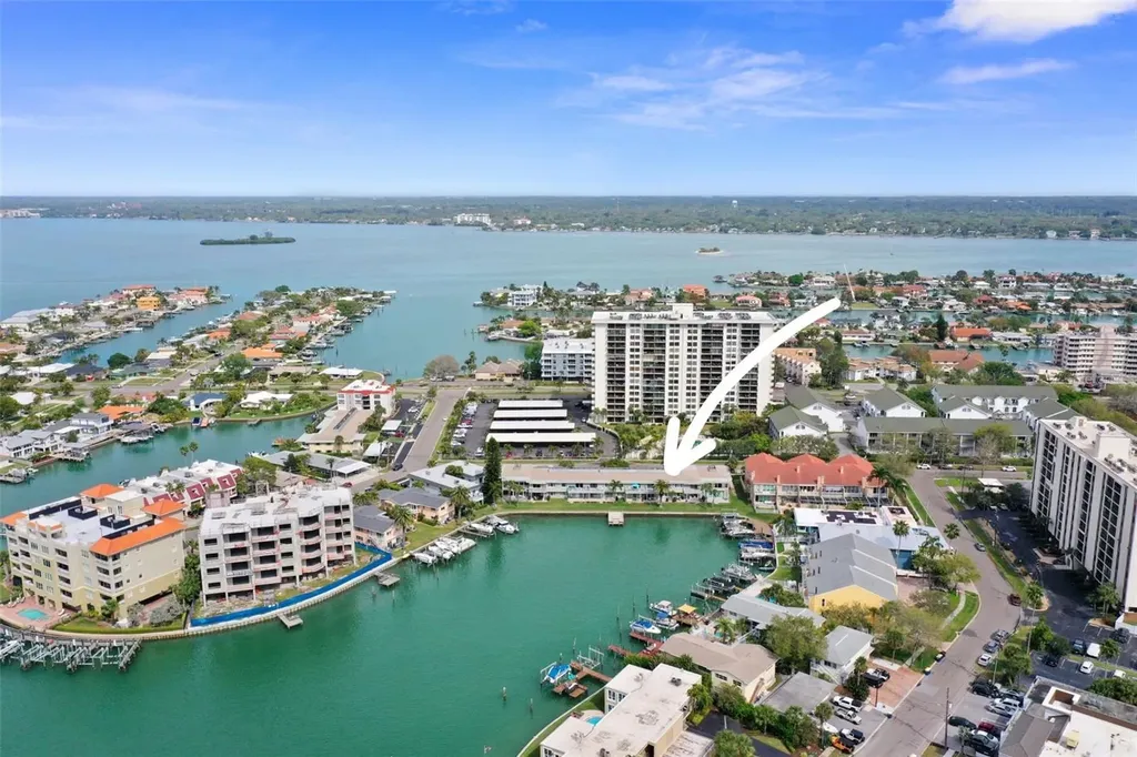 400 Larboard Way Clearwater Beach FL 33767