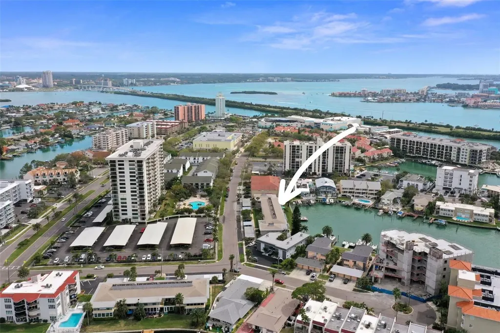 400 Larboard Way Clearwater Beach FL 33767