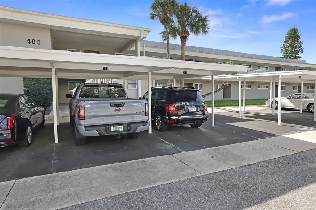 400 Larboard Way Clearwater Beach FL 33767