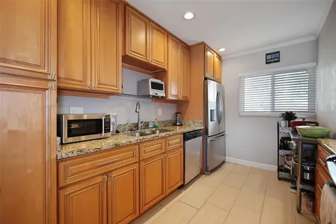 400 Larboard Way Clearwater Beach FL 33767