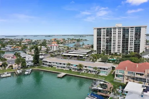 400 Larboard Way Clearwater Beach FL 33767