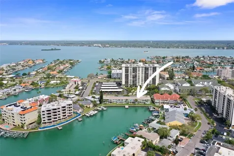 400 Larboard Way Clearwater Beach FL 33767