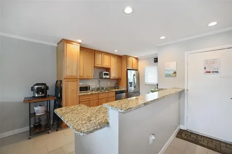 400 Larboard Way Clearwater Beach FL 33767