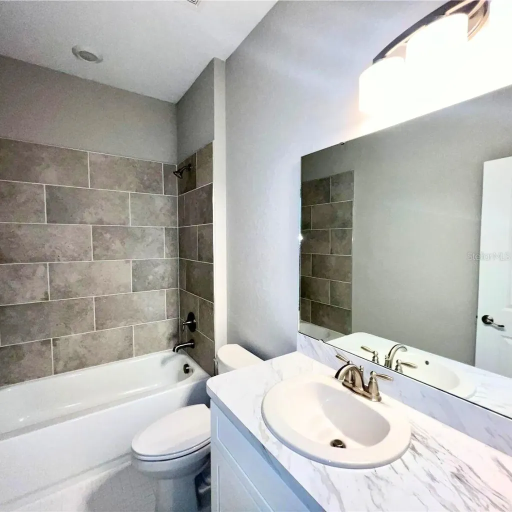 1335 W Walnut Street Lakeland FL 33815