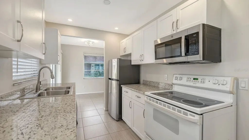 2121 Pueblo Circle Sarasota FL 34231