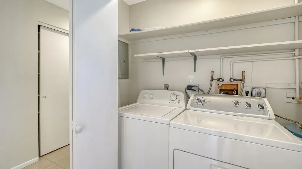 2121 Pueblo Circle Sarasota FL 34231