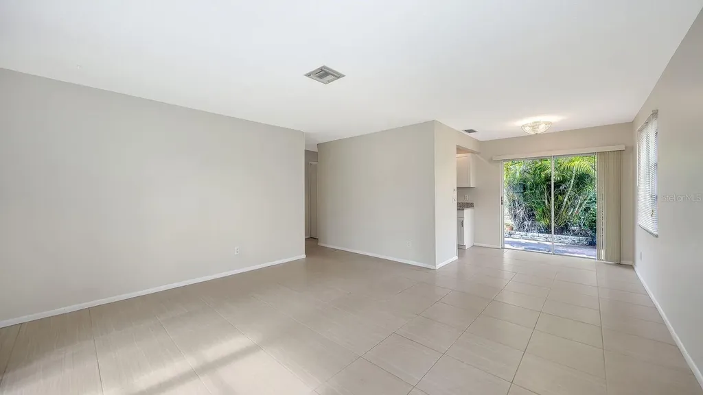 2121 Pueblo Circle Sarasota FL 34231