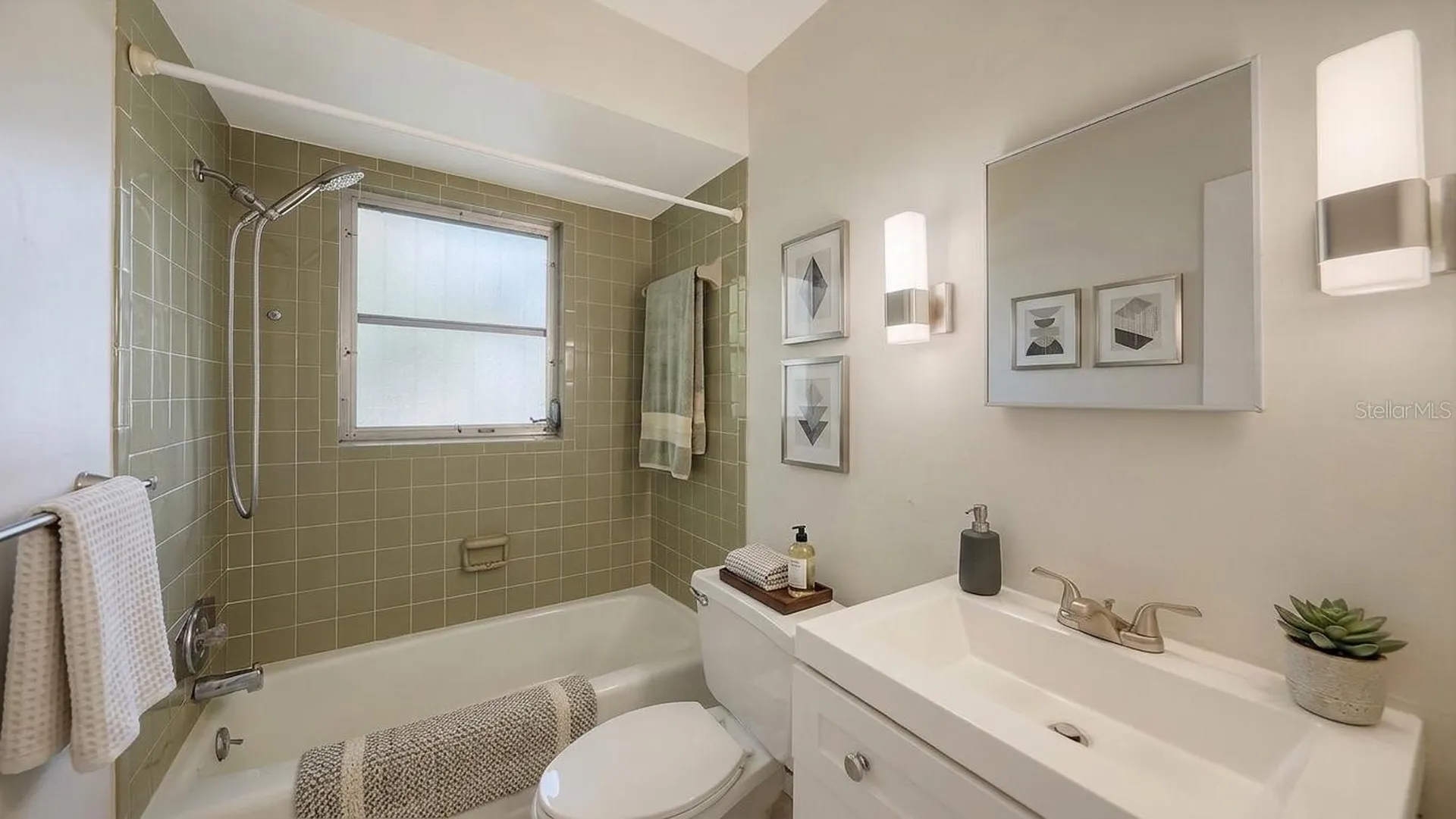 2121 Pueblo Circle Sarasota FL 34231