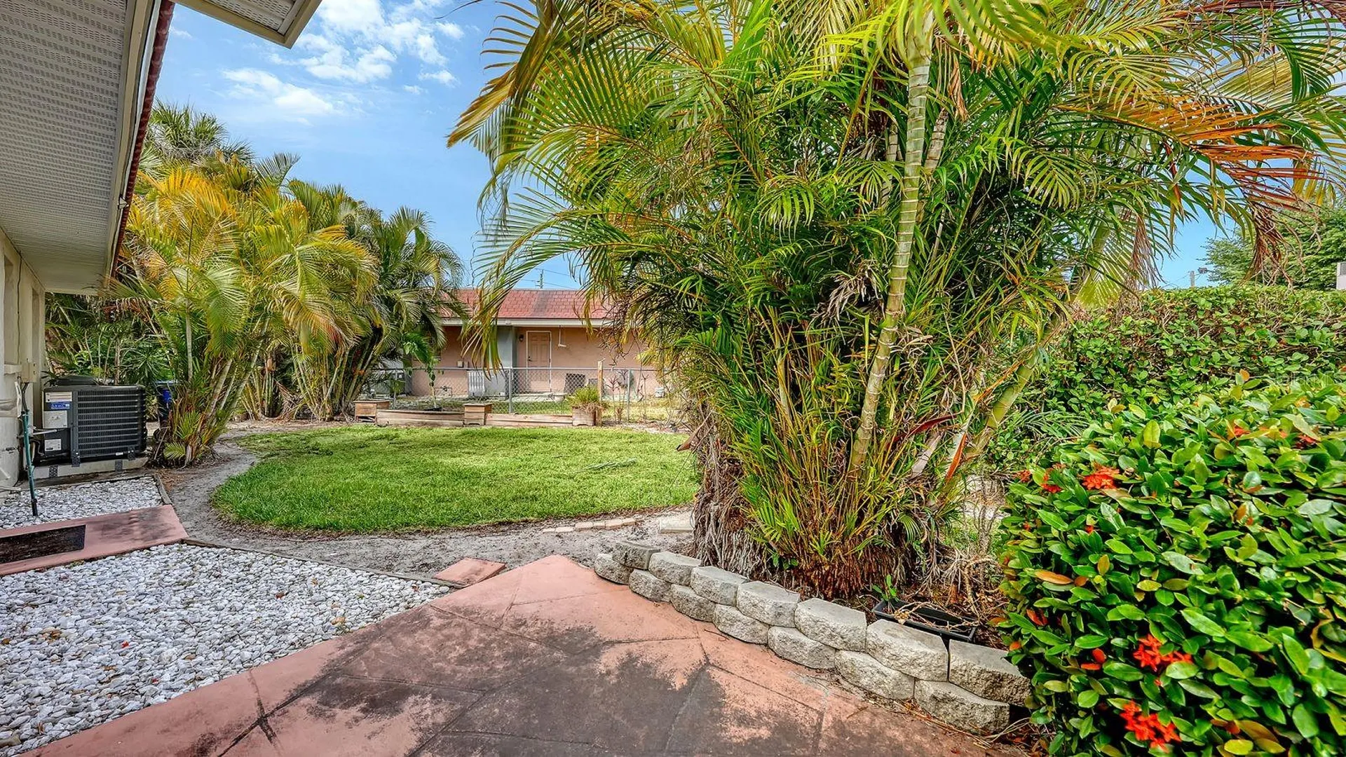 2121 Pueblo Circle Sarasota FL 34231