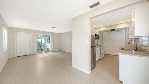 2121 Pueblo Circle Sarasota FL 34231
