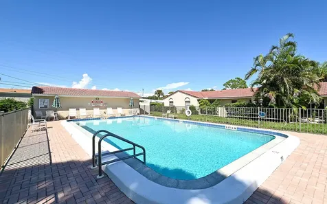2121 Pueblo Circle Sarasota FL 34231
