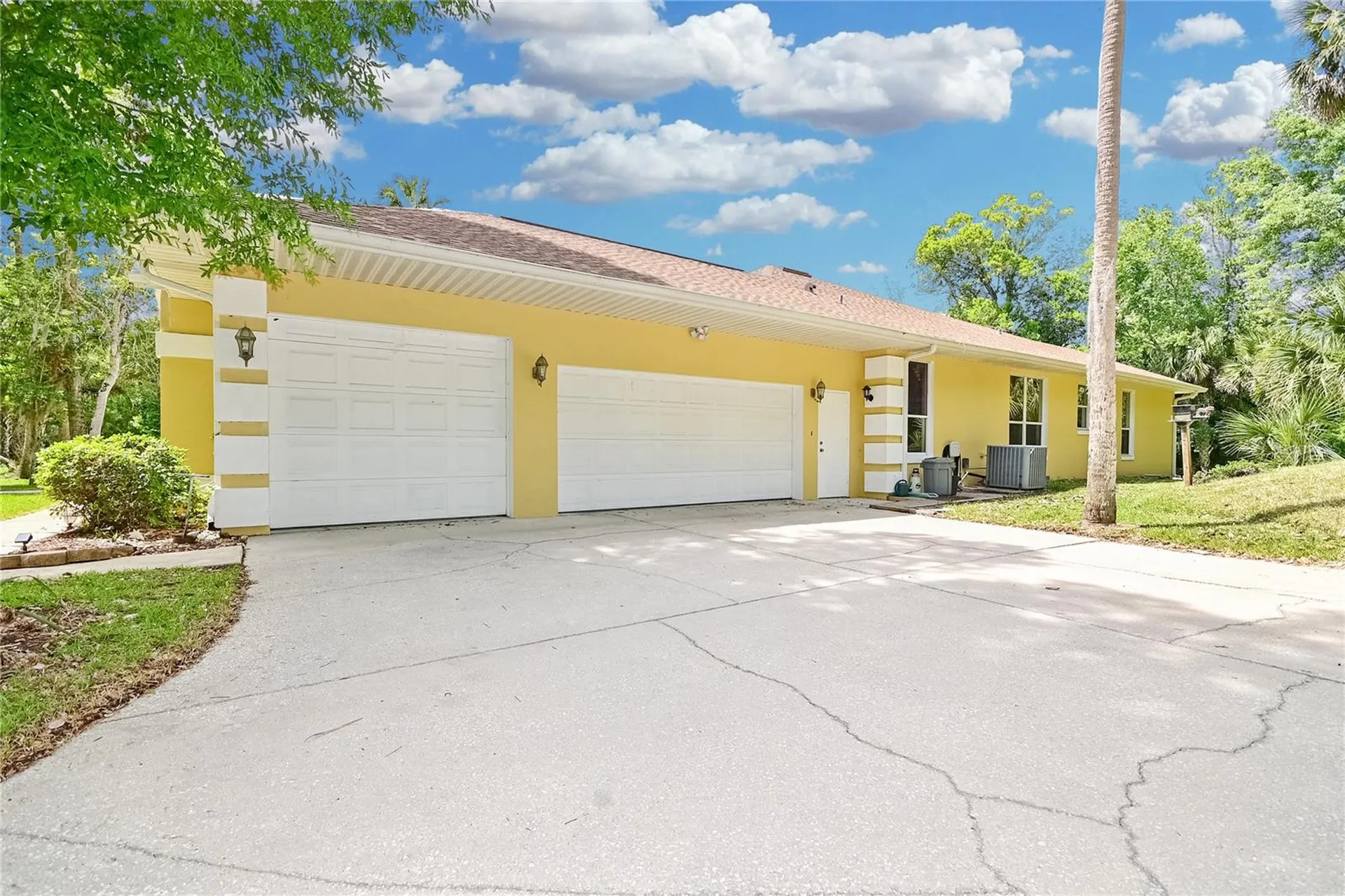 1711 Hideaway Forest Trail New Smyrna Beach FL 32168
