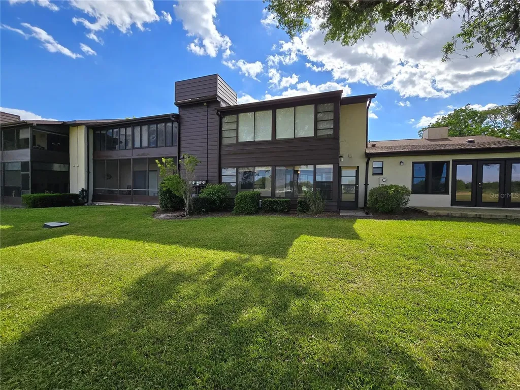 520 Fairways Circle Ocala FL 34472