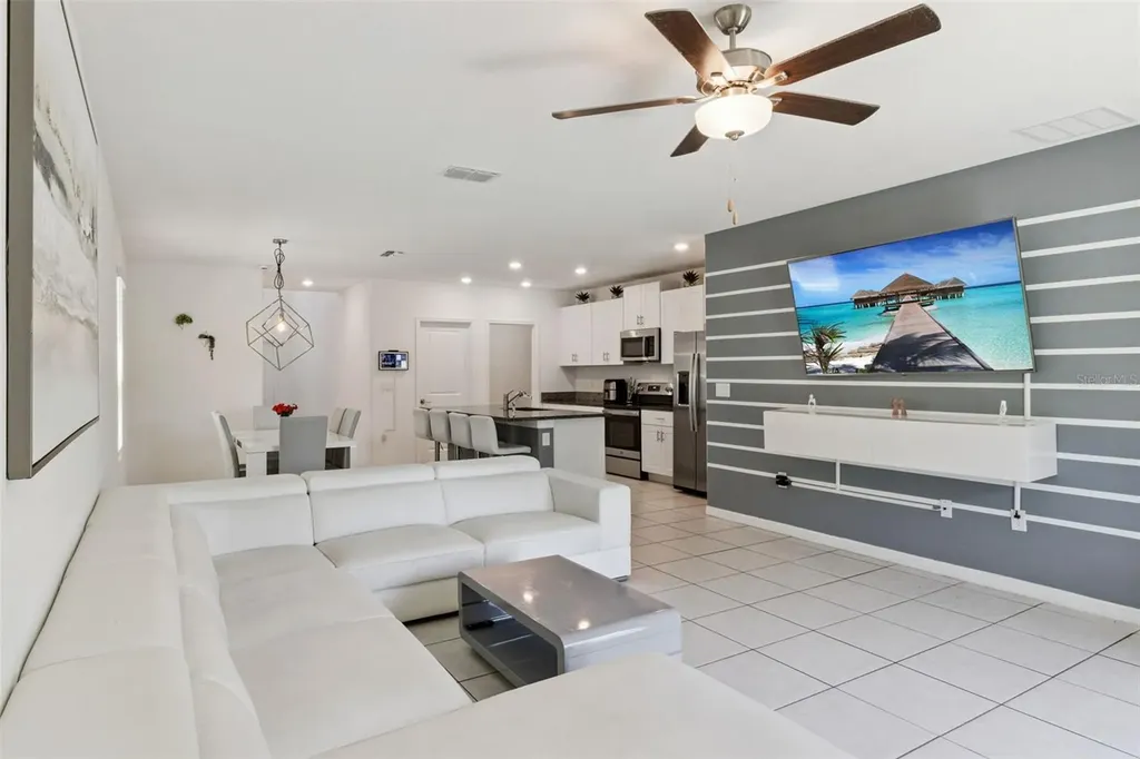 2087 Old Pasture Lane Lakeland FL 33801