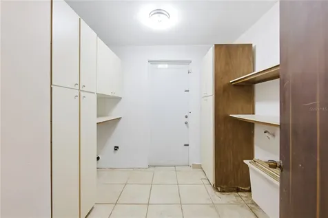 7 Vanda Guaynabo PR 00966