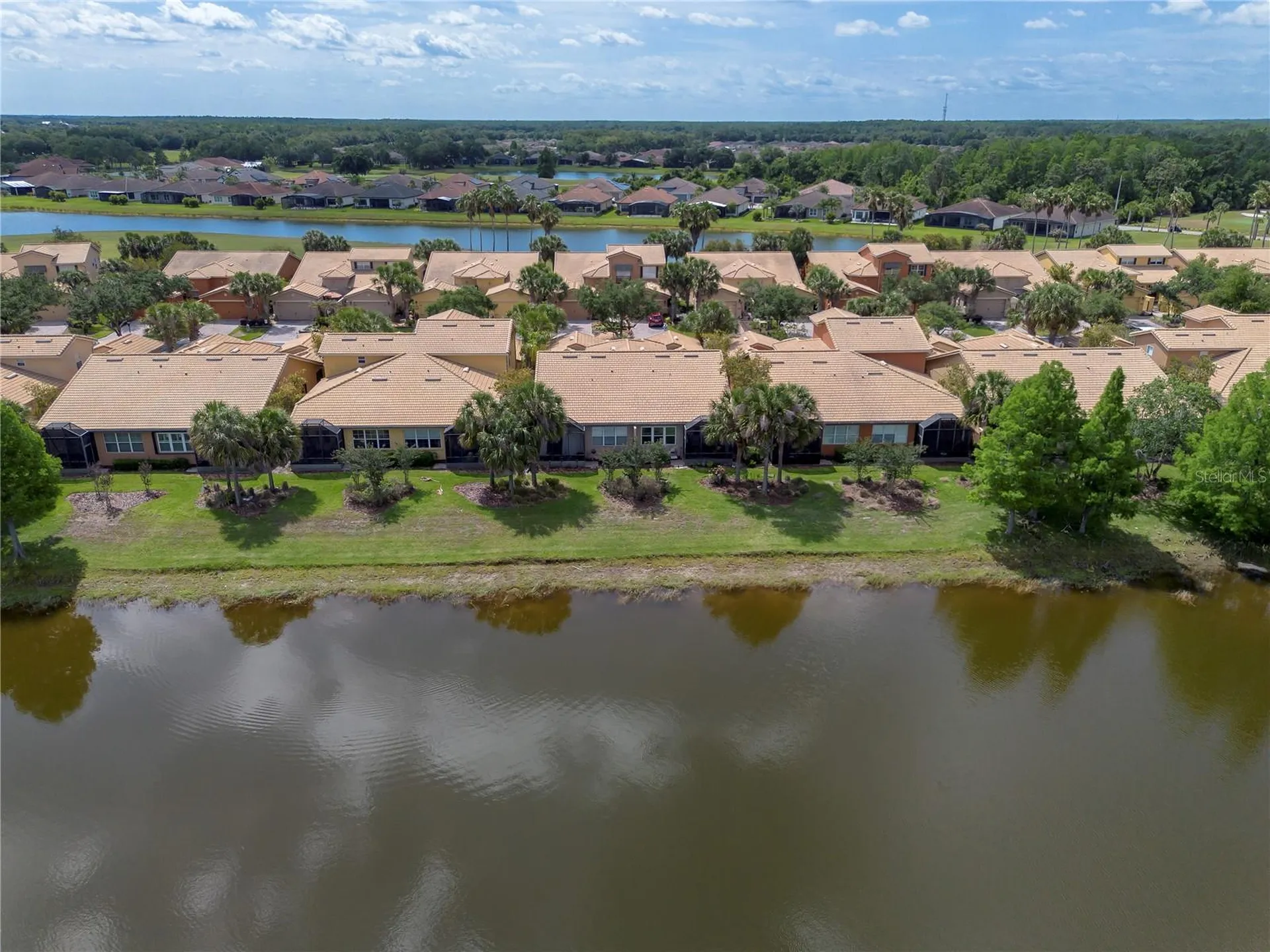 2459 Palm Tree Drive Kissimmee FL 34759