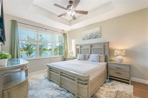 2459 Palm Tree Drive Kissimmee FL 34759