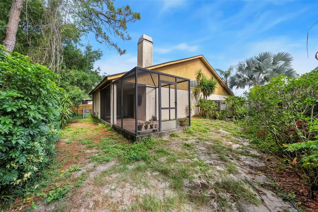 8601 Twin Farms Place Tampa FL 33635