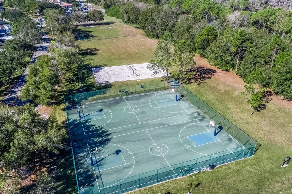 8601 Twin Farms Place Tampa FL 33635