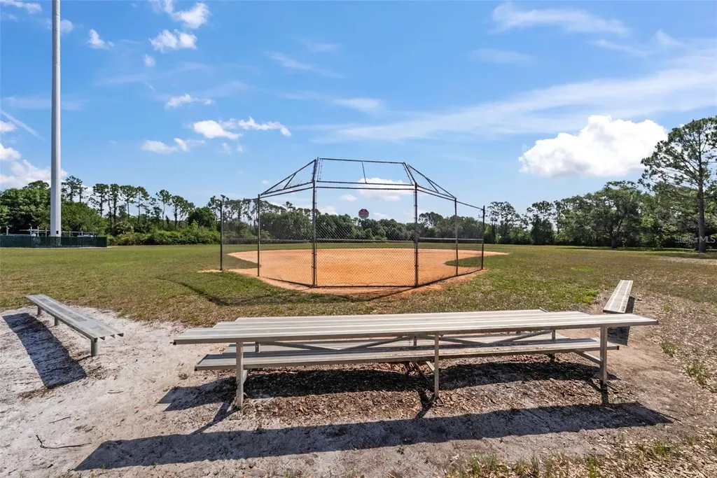 8601 Twin Farms Place Tampa FL 33635