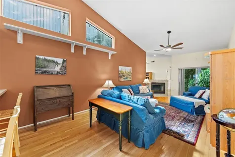 8601 Twin Farms Place Tampa FL 33635