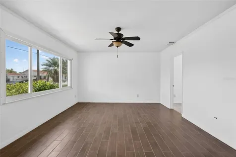 106 W North Branch Road Ruskin FL 33570