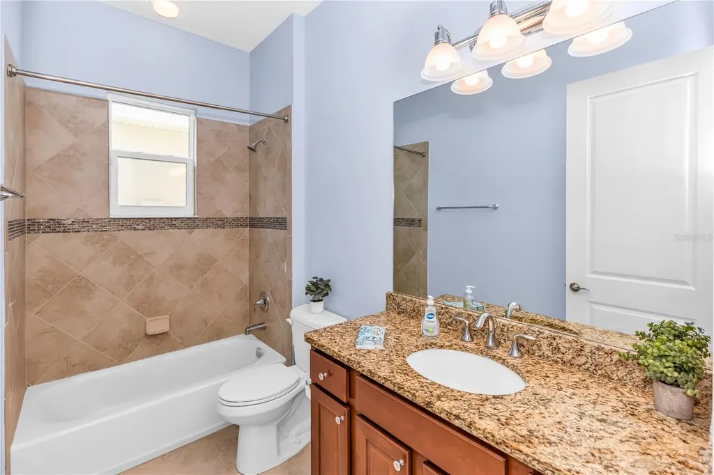 1682 Victoria Gardens Drive Deland FL 32724