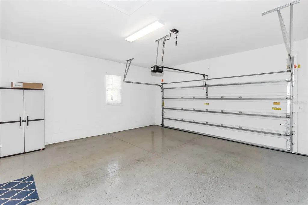 1682 Victoria Gardens Drive Deland FL 32724