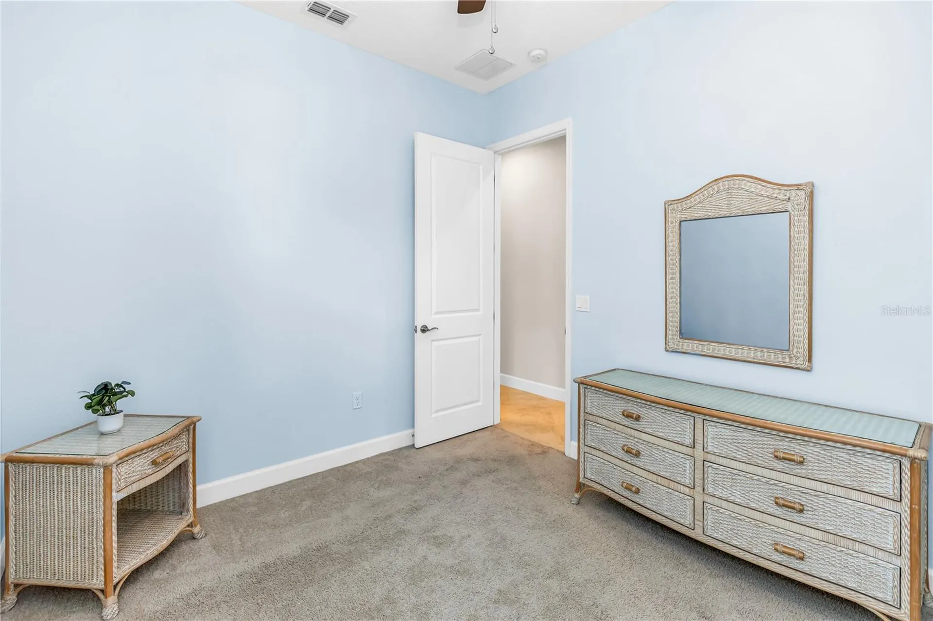 1682 Victoria Gardens Drive Deland FL 32724