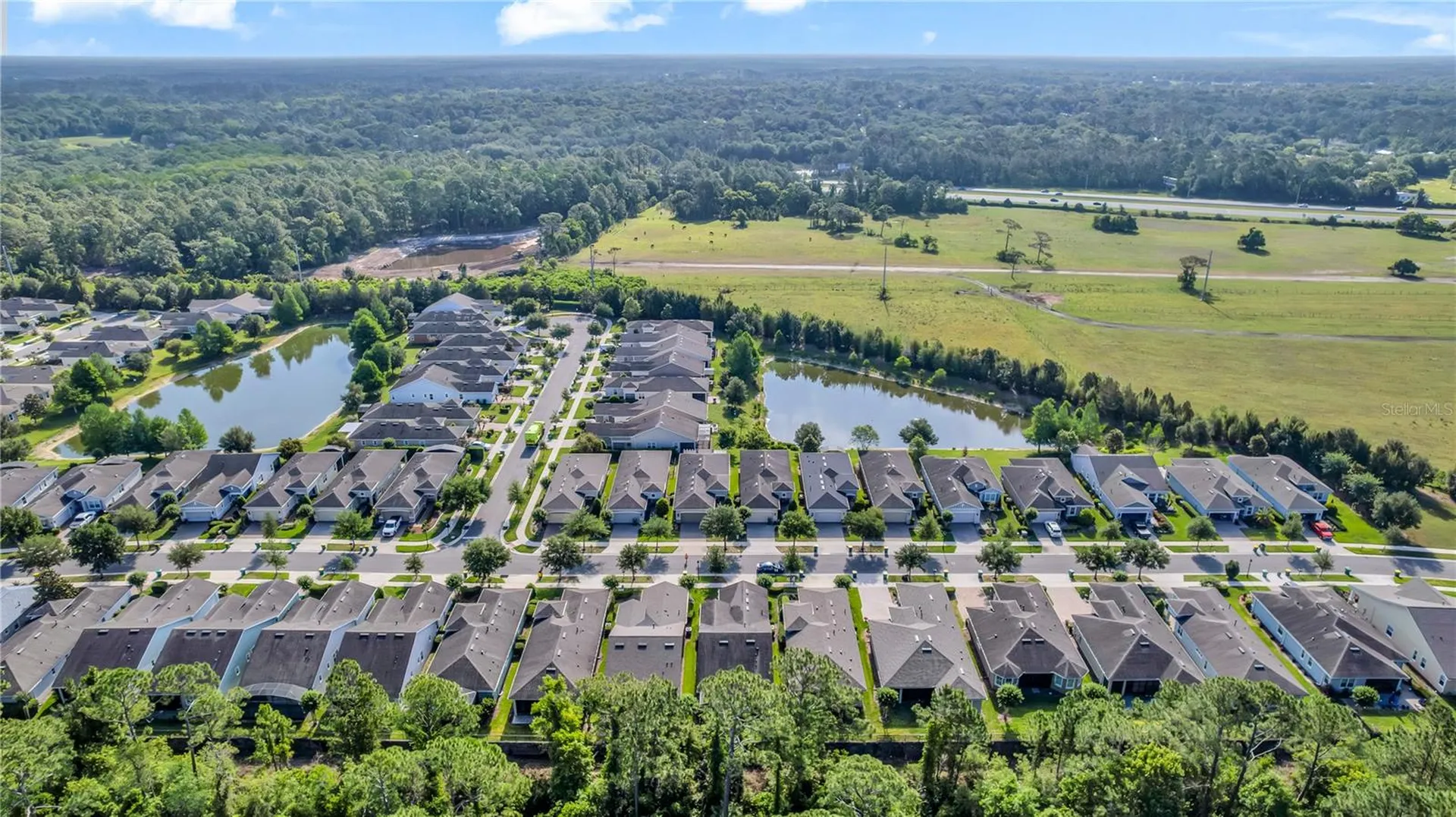 1682 Victoria Gardens Drive Deland FL 32724