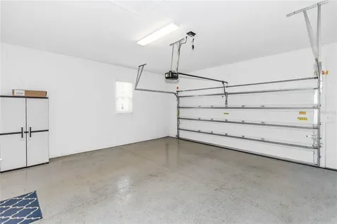 1682 Victoria Gardens Drive Deland FL 32724