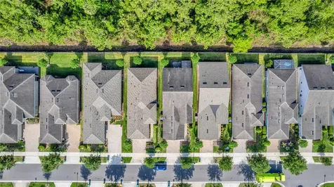 1682 Victoria Gardens Drive Deland FL 32724