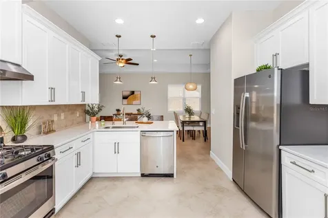 1682 Victoria Gardens Drive Deland FL 32724
