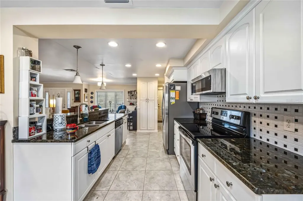816 S Gondola Drive Venice FL 34293