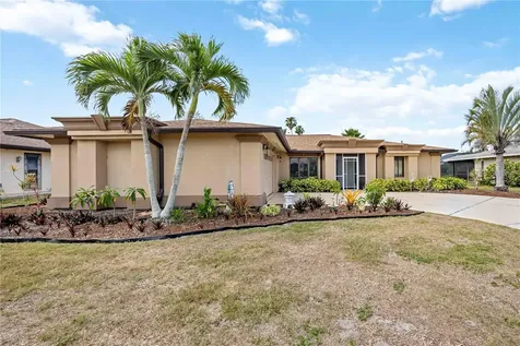 816 S Gondola Drive Venice FL 34293