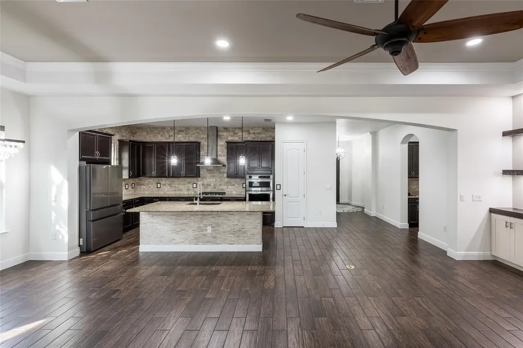 4703 Tobermory Way Bradenton FL 34211
