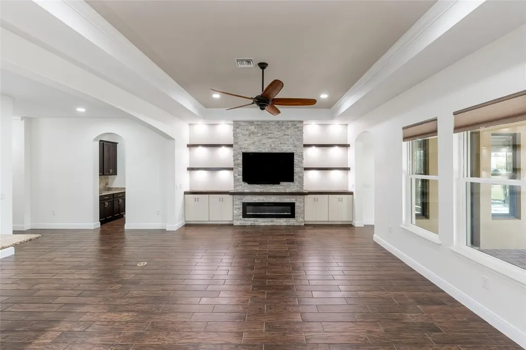 4703 Tobermory Way Bradenton FL 34211
