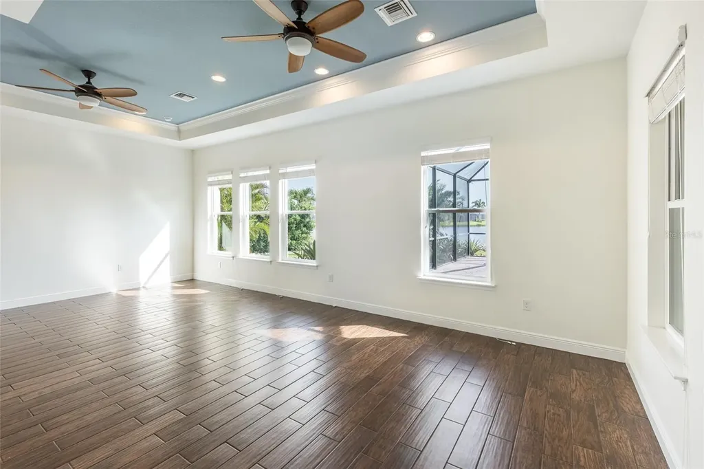 4703 Tobermory Way Bradenton FL 34211