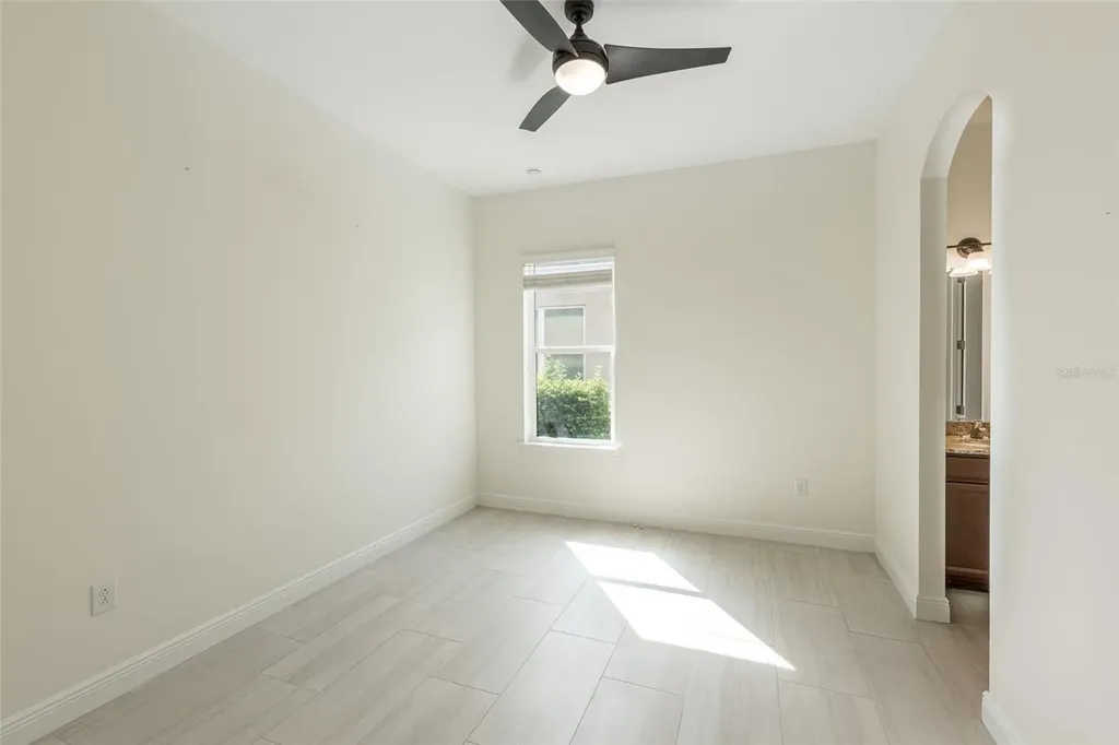 4703 Tobermory Way Bradenton FL 34211