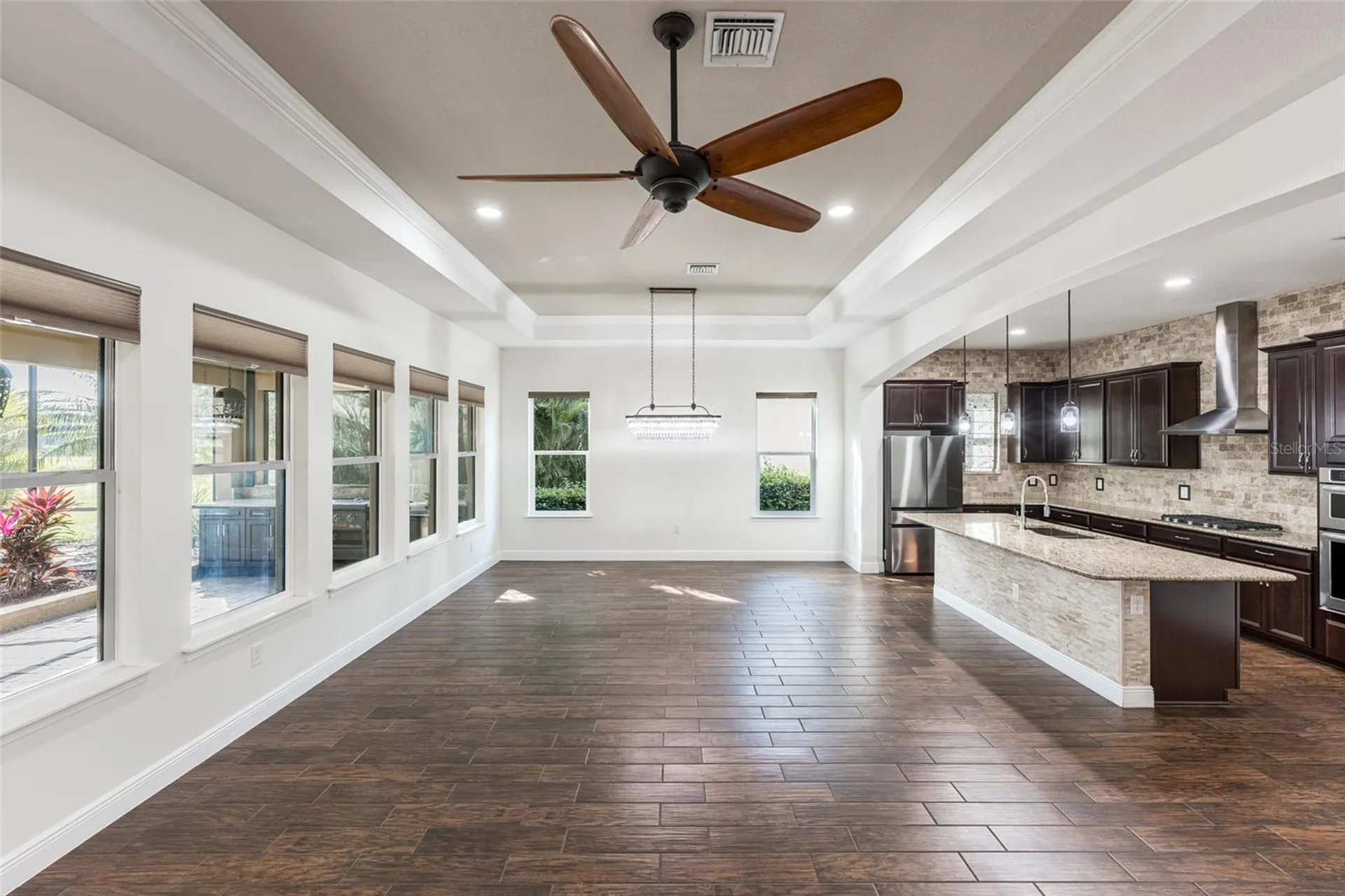 4703 Tobermory Way Bradenton FL 34211