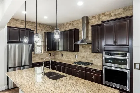 4703 Tobermory Way Bradenton FL 34211