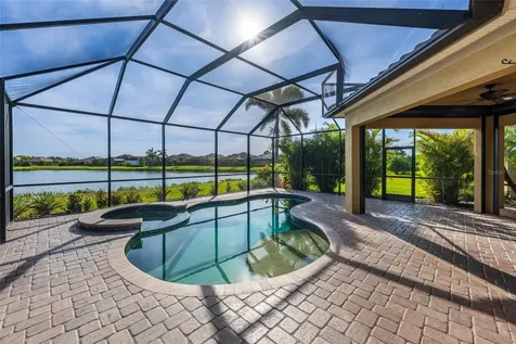4703 Tobermory Way Bradenton FL 34211