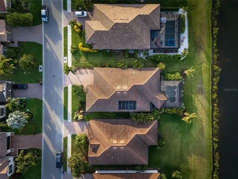 4703 Tobermory Way Bradenton FL 34211