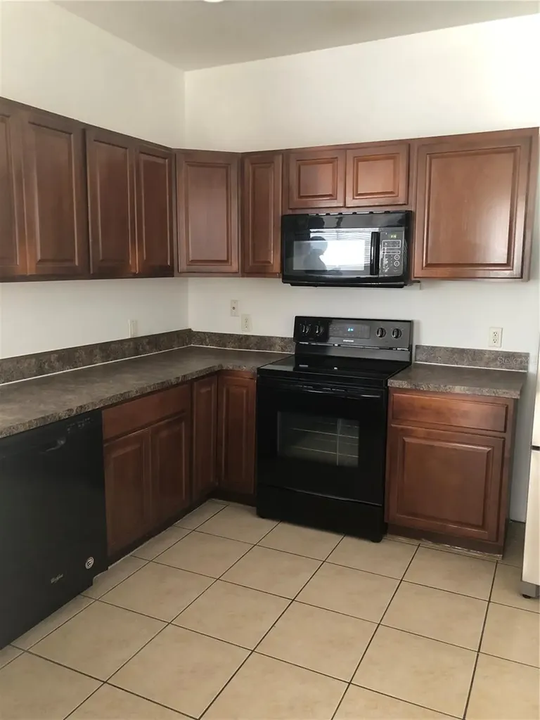 6586 S Goldenrod Road Orlando FL 32822